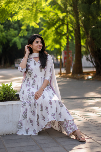 Hans Anarkali Set